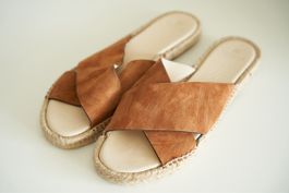 Navyboot Sandalen Veloursleder braun neuwertig 41