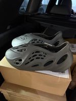 Yeezy Foam Runner  Grösse 48 ½  Neu & ungetragen