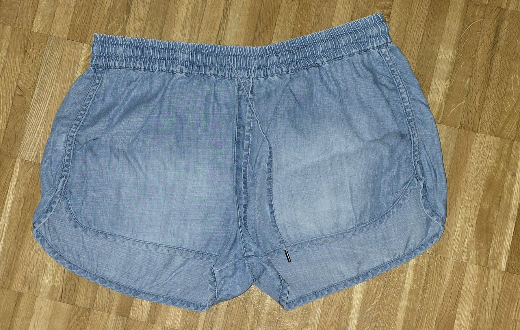 Lotti di vestiti: Second Hand Kleiderpaket Gr. S/M – Usato da Seuzach venduto da K_N 4