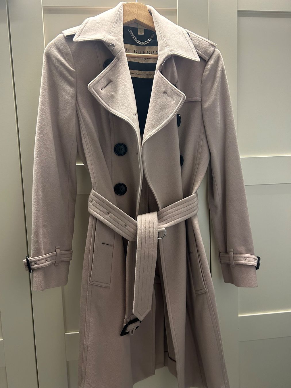 Burberry Cappotti: Eleganter Burberry Kaschmir Mantel – Usato da Küsnacht venduto da emch125 1