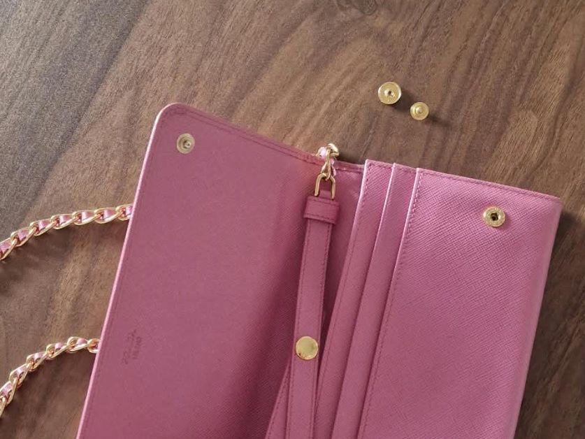 Prada Sonstige Kleidung & Accessoires: Sac prada vintage – Gebraucht aus Vétroz von car_n6js 9