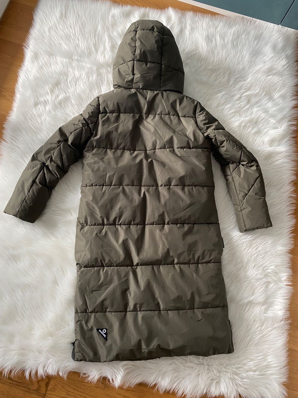 Khujo Mäntel: Khujo Wintermantel Größe L Olive – Gebraucht aus Duebendorf von Alexandertreyer 2