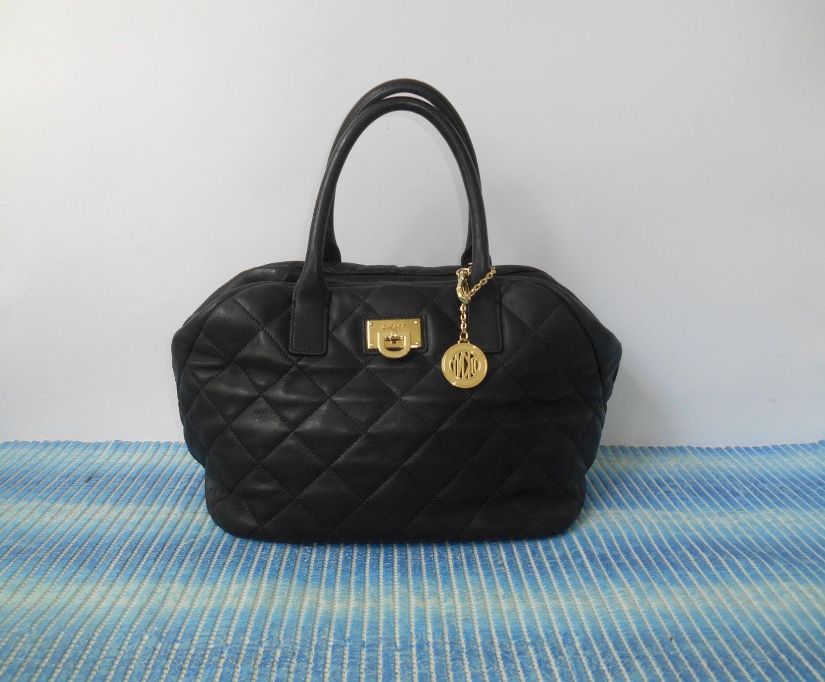 DKNY Borse da donna: DKNY Leder Handtasche schwarz – Usato da Basel venduto da Birs868