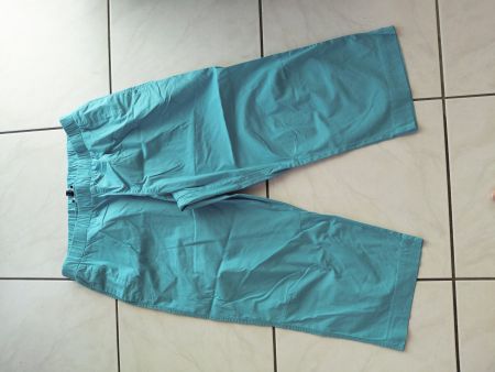 Kurze Hose Damen Grösse 48 blau grün hell, gute Zustand