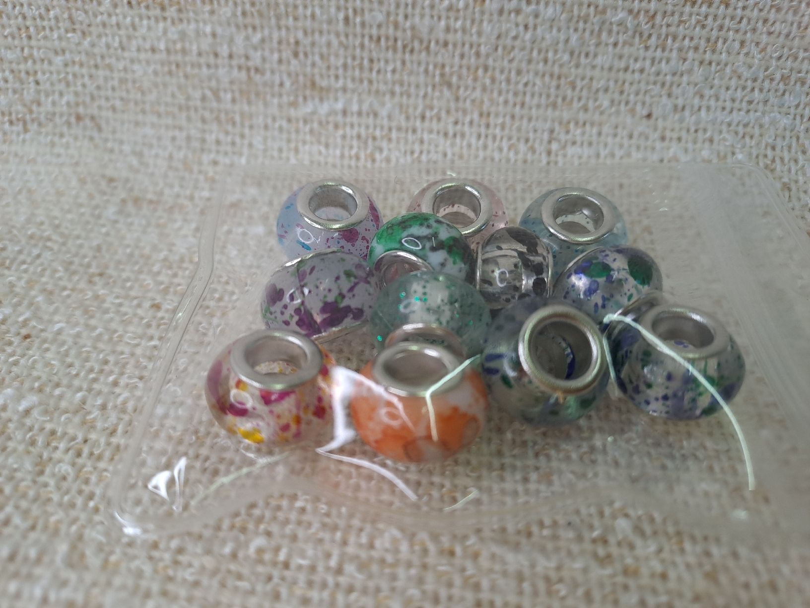 Perle (finte): 12 Schnürsenkel Perlen Schmuck – Nuovo e nell'imballaggio originale da Uznach venduto da Walaylatiere 2