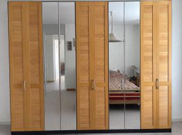 Praktischer Schrank