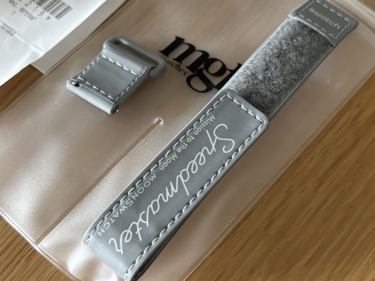 Swatch Uhren: Swatch Moonswatch with 2 bracelets – Neu (gemäss Beschreibung) aus Mellingen von Guilhermefurlan 4