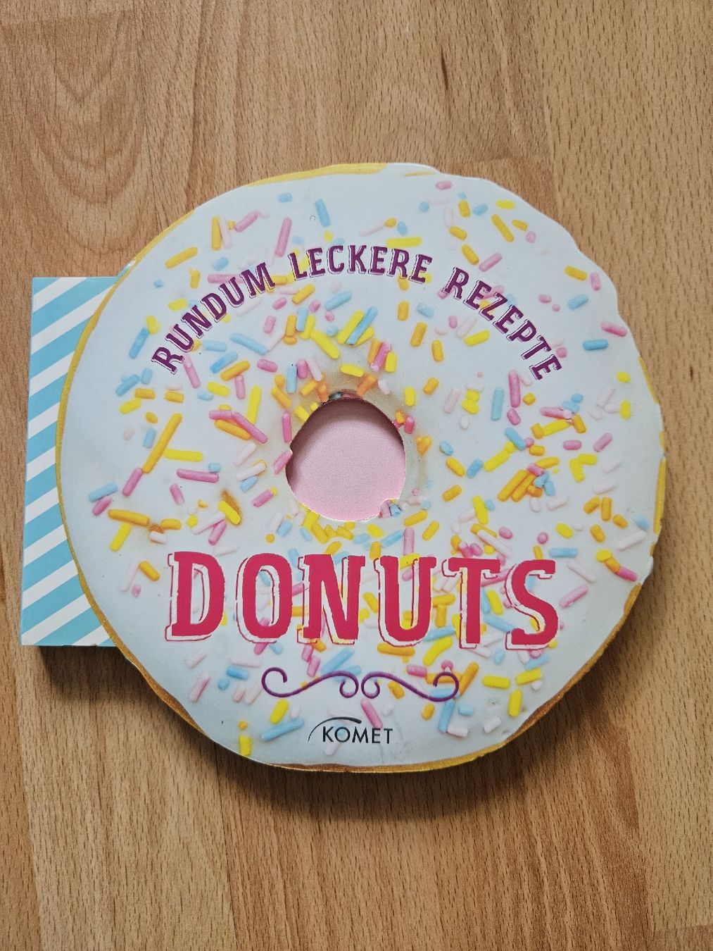 Libri: Donuts Rezeptbuch - Rund, bunt, lecker - Kochbuch – Usato da Ebikon venduto da SecondChance_byM