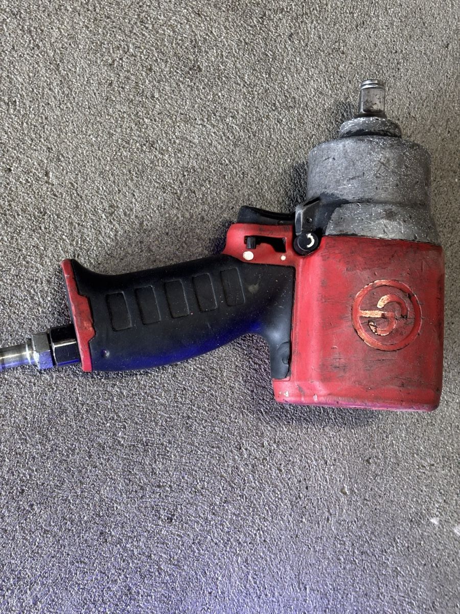 Tutti gli attrezzi: Druckluft Schlagschrauber Chicago Pneumatic – Usato da Bellikon venduto da Earl900