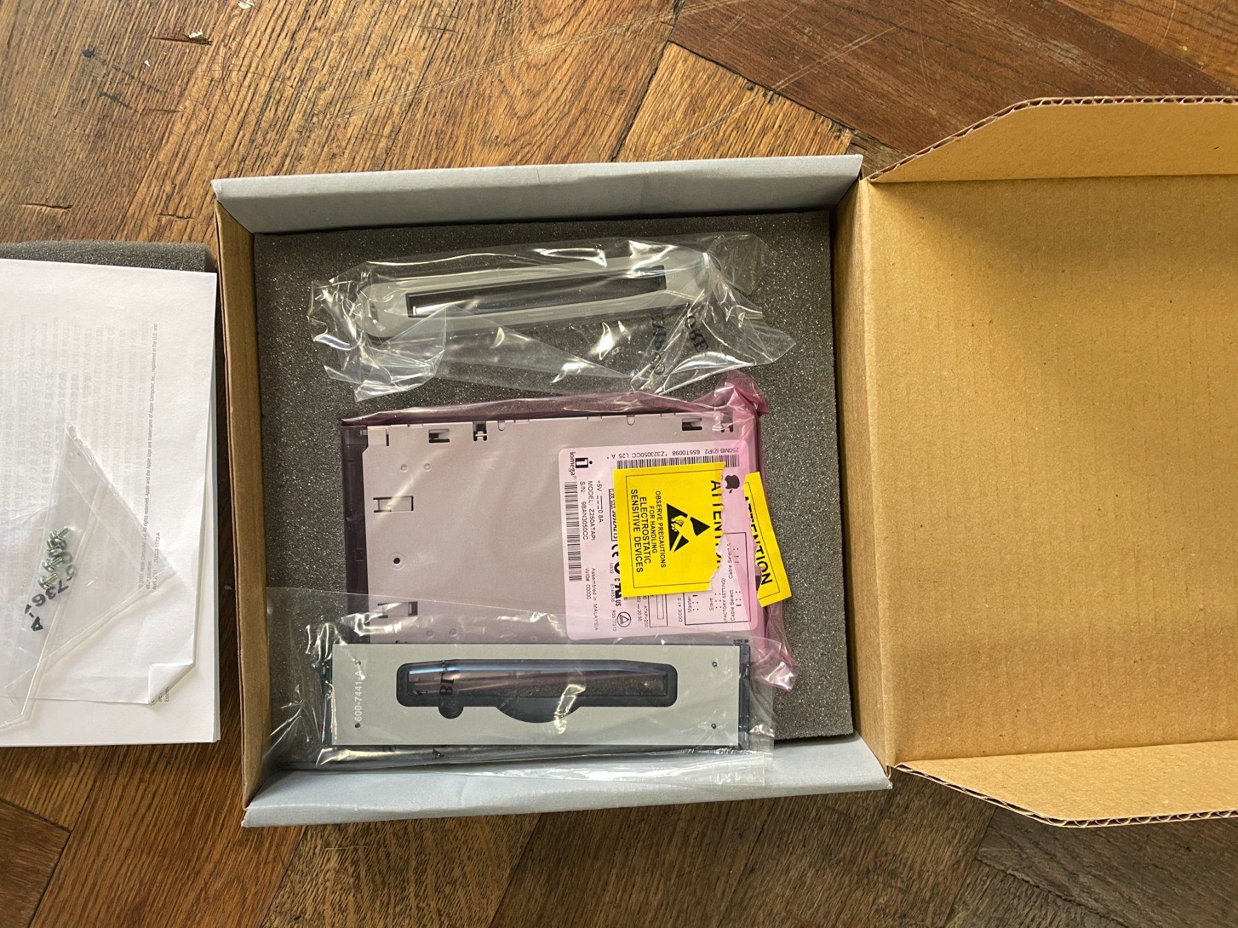 Apple Dischi rigidi: Apple Internal Zip Drive – Nuovo (secondo la descrizione) da Bern venduto da nomitzruk 2