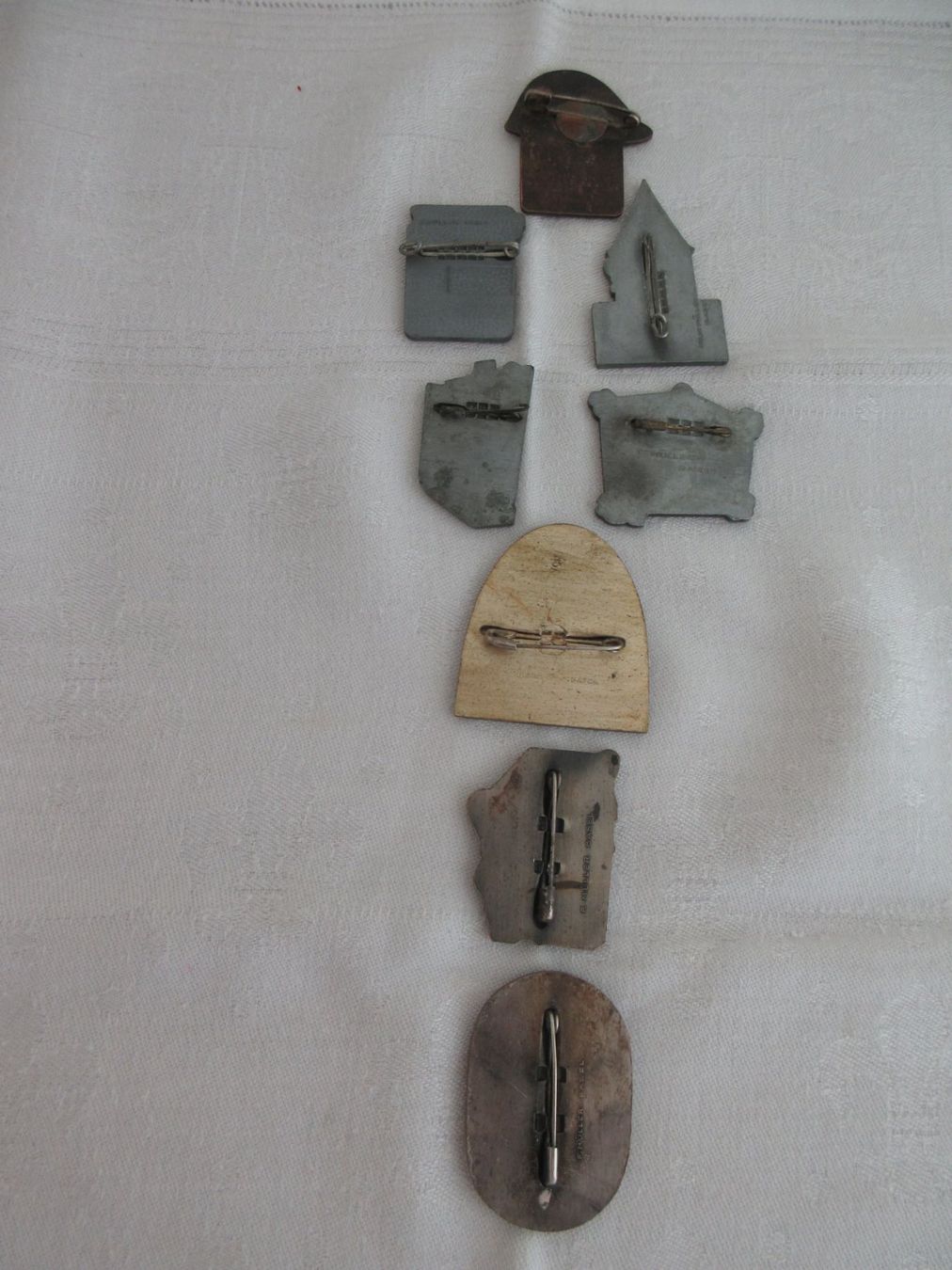 Placchette & Badge: Basler Plaketten 1940-45/46/48/49 – Usato da Binningen venduto da tempipassati 9
