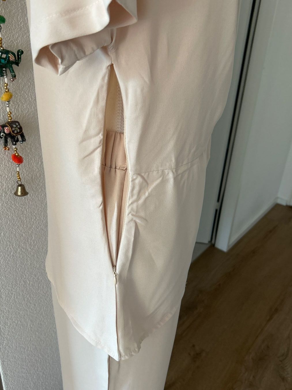 Kleiderpakete: Eleganter Damen 2 - Teiler beige Grösse M – Neu (gemäss Beschreibung) aus Brunnen von Nala2929 5