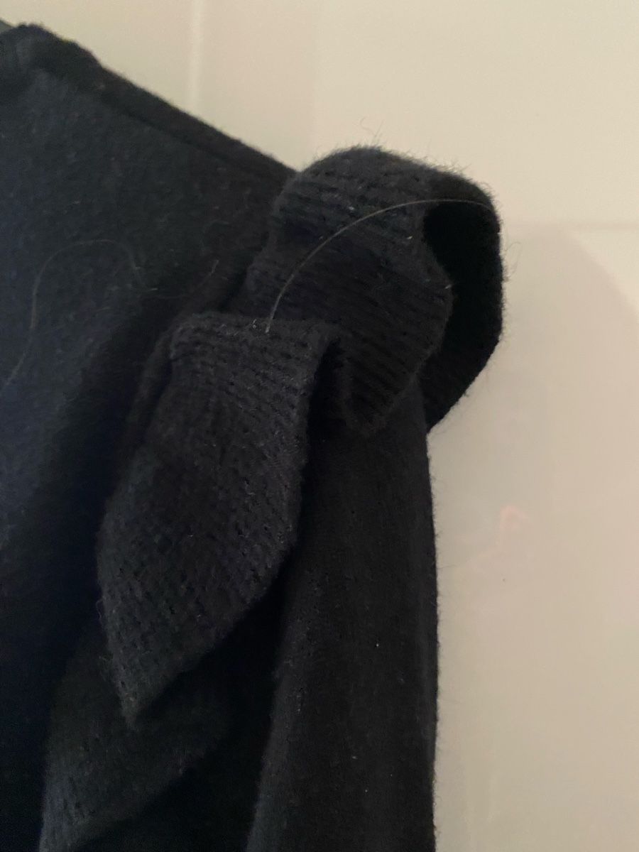 Maglioni & Felpe: Süsser Cashmere Pullover (S) mit Rüschen, Grösse TU – Usato da Zürich venduto da linlin02 3
