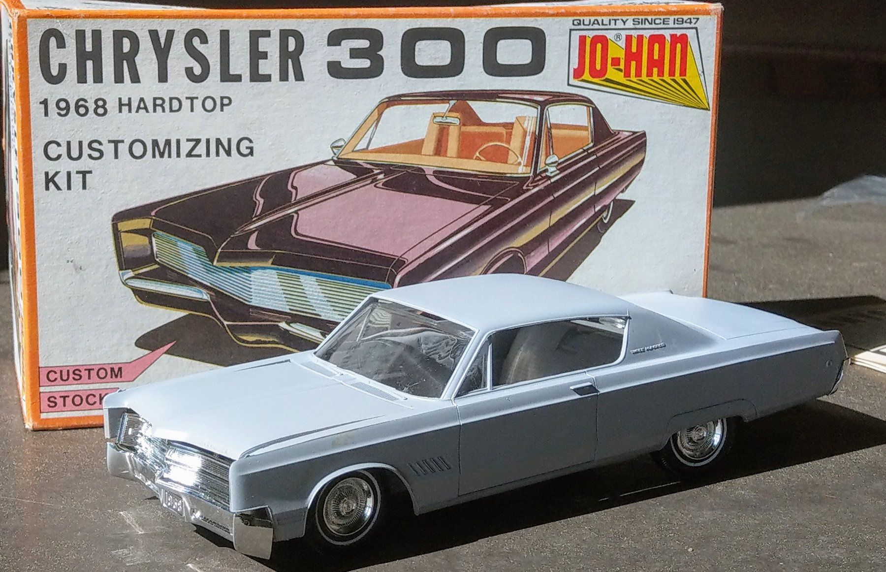 Chrysler Modellautos: Johan 68 Chrysler 300 HT customizing kit C-5468 – Gebraucht aus Châtillens von rei_y82w 8
