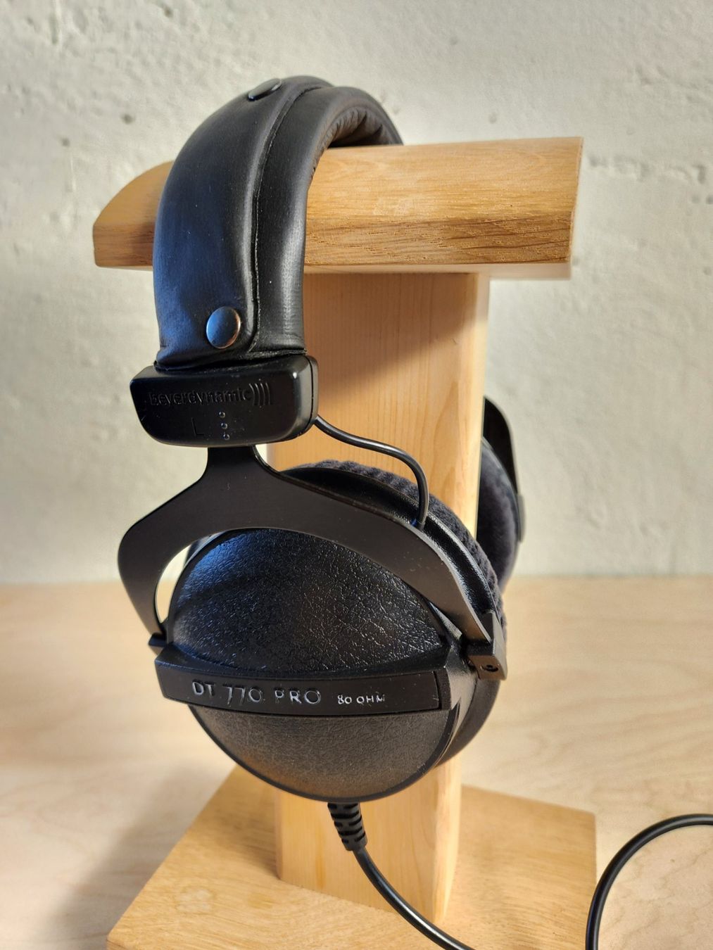 Beyerdynamic Cuffie: Beyerdynamic DT 770 Gebraucht mit Transporttasche – Usato da Basel venduto da clear 2