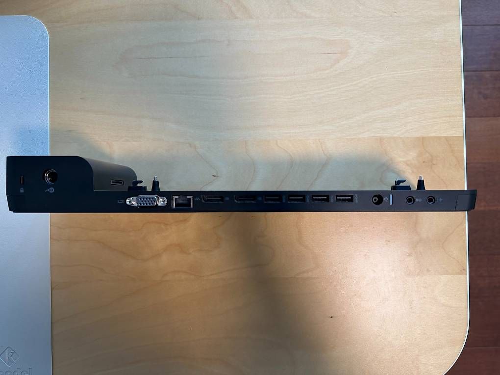 Docking station: HP 2013 UltraSlim Dockingstation (D9Y19AV) – D'occasion à Fürigen par adpe 2