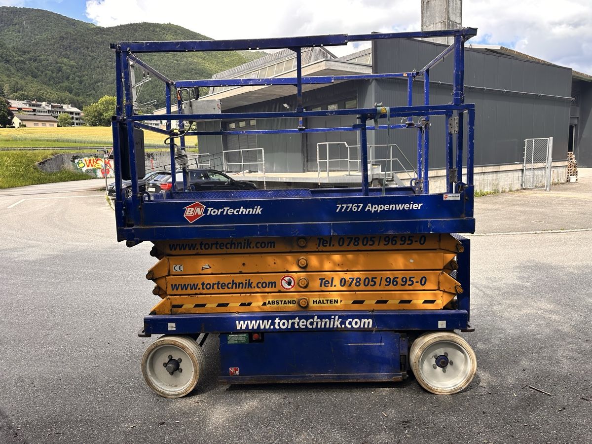 Piattaforme elevatrici & Crick: Hebebühne, Arbeitsbühne – Usato da lyssach venduto da brax2019 1