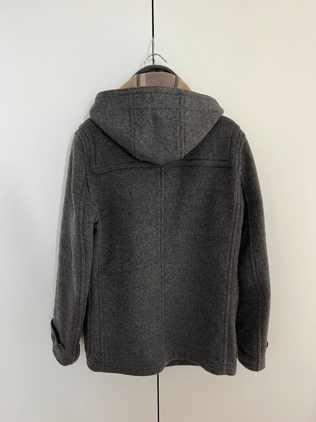 Burberry Cappotti: Manteau BURBERRY gris – Usato da La conversion venduto da Repio 3