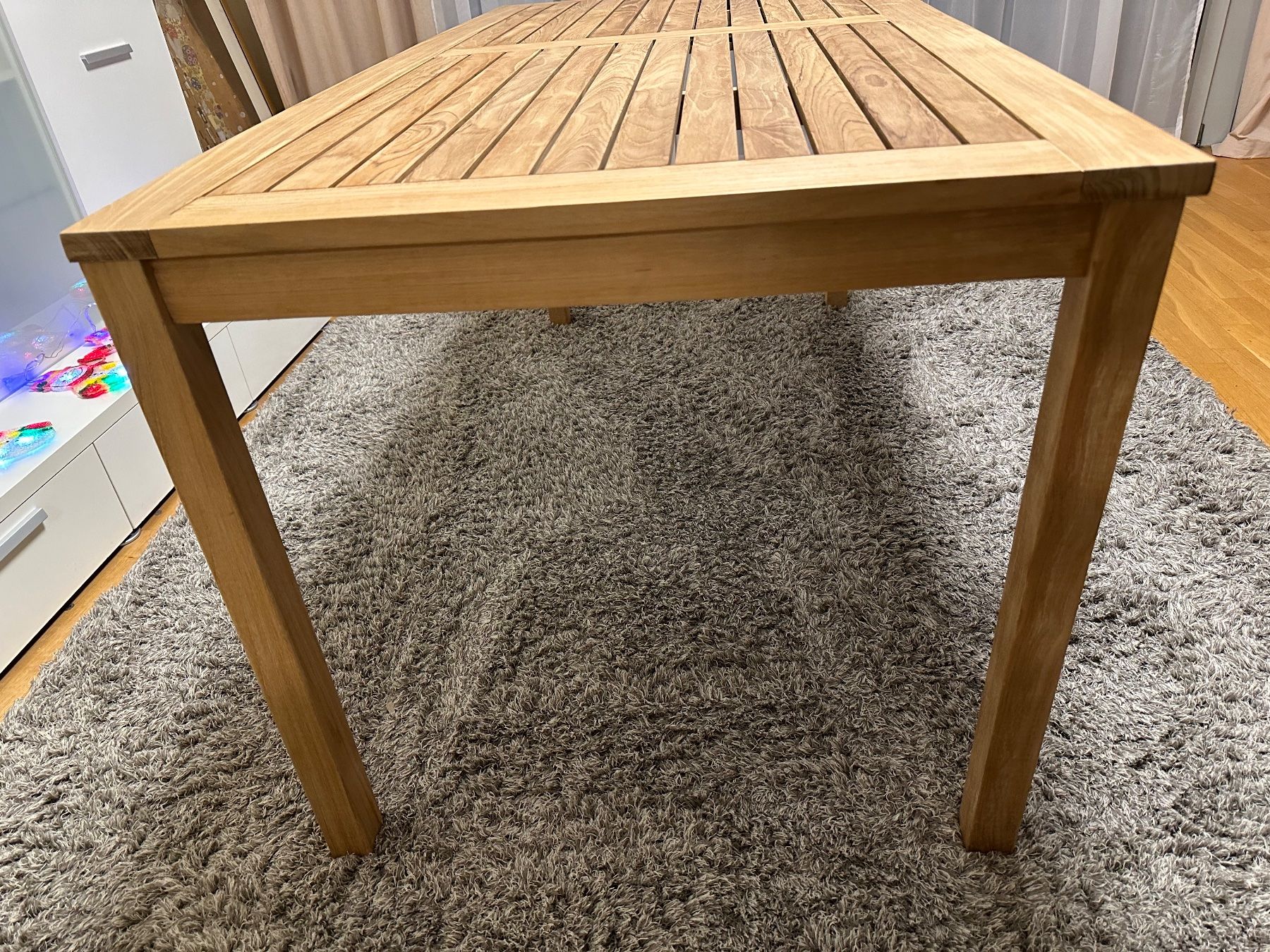 Tische: Teaktisch, neuwertig, Outdoor – Gebraucht aus Dietikon von Rodrigo 1