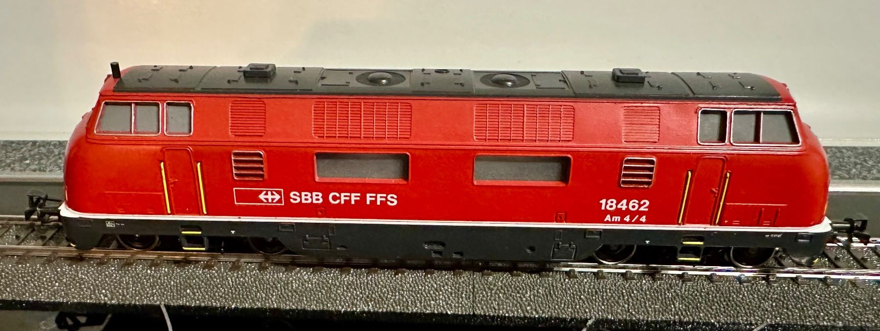 Märklin Modellini di ferrovie: Märklin SBB Diesellok AM 4/4 3384 – Usato da Oftringen venduto da ib.85 1