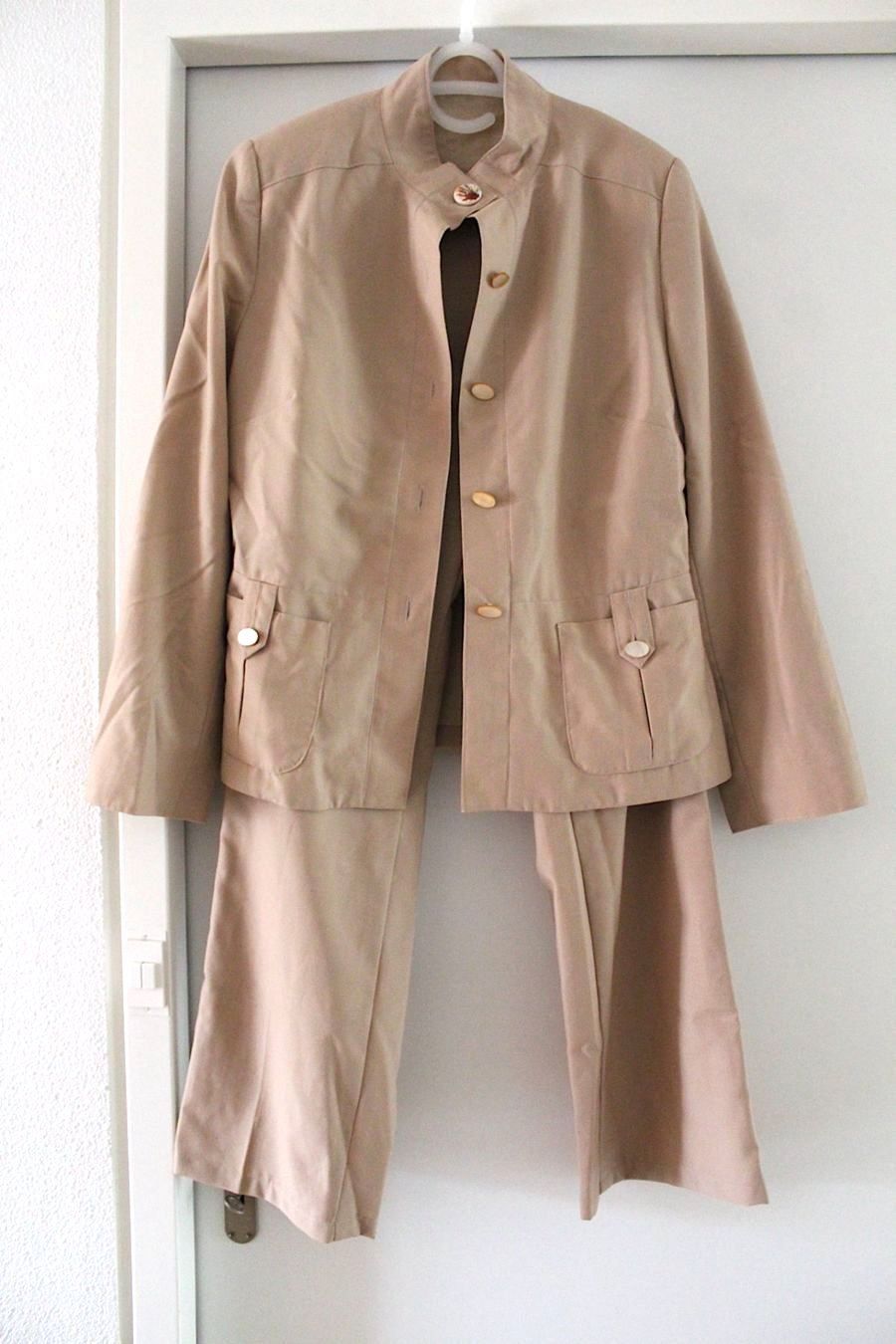 Completi & Tailleur: 2 Teiler , Dame. ev. S / M. Vermutlich Schneider Arbeiten – Usato da Locarno venduto da madame-tus-sauds