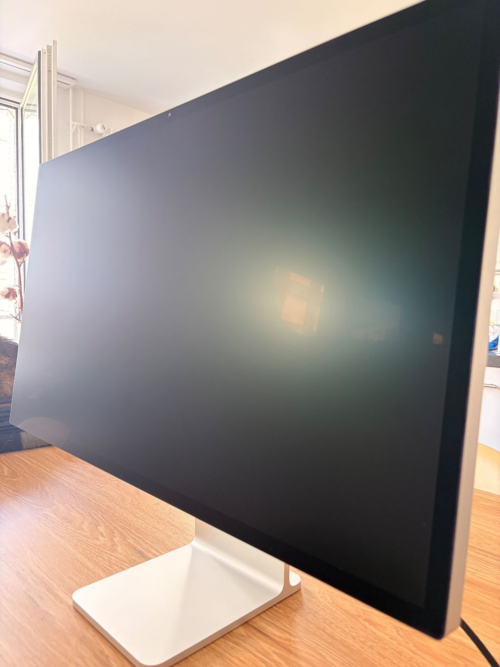 Apple Monitore: Apple Studio Display 1.st Gen. Nano textured, Height adjust. – Neu und originalverpackt aus Biel/Bienne von jes_6k7t 6