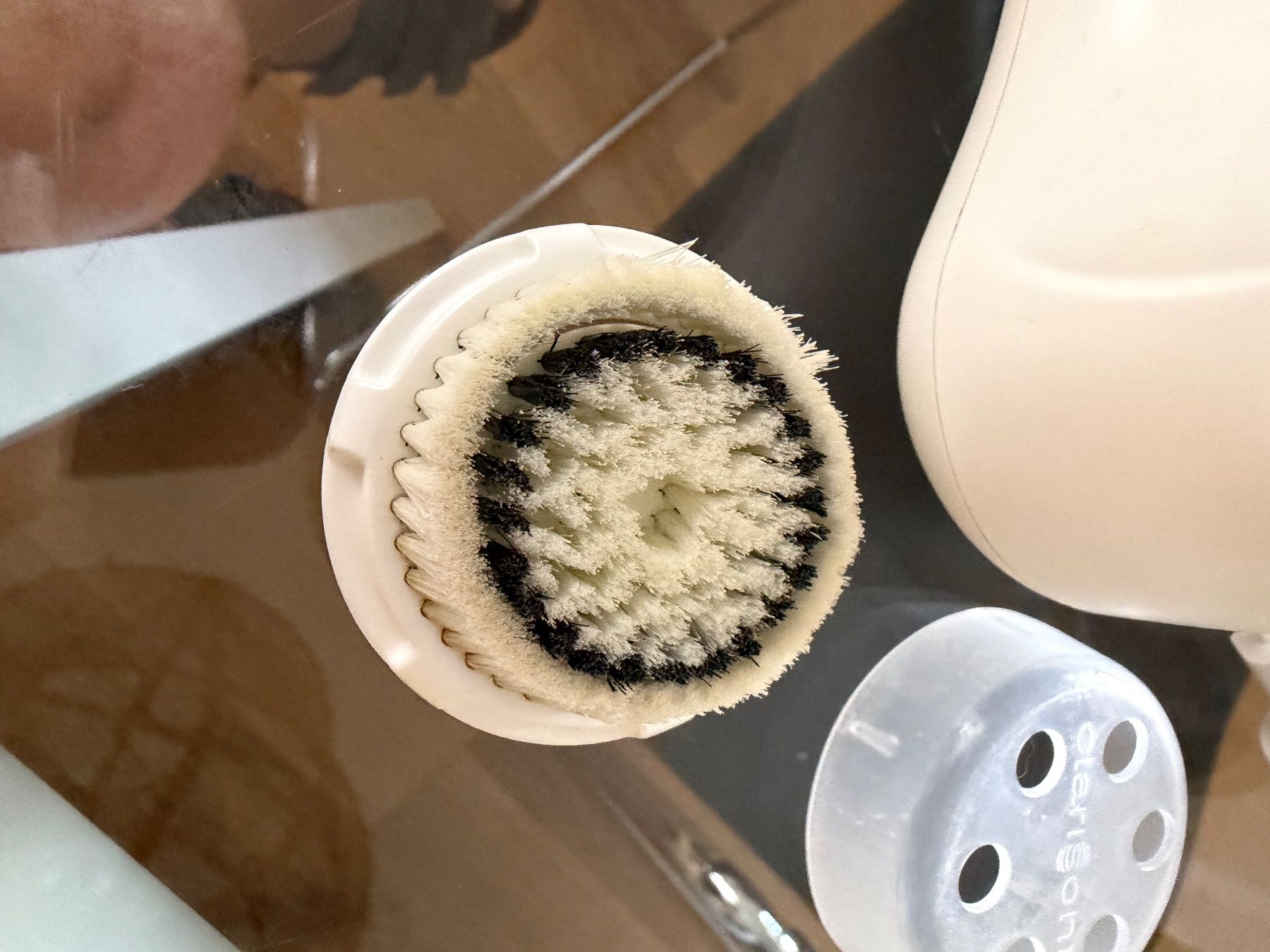 Clarisonic Soins du visage: Clarisonic Mia mit Ladegerät – D'occasion à Nussbaumen AG par HelenaDavid1910 1