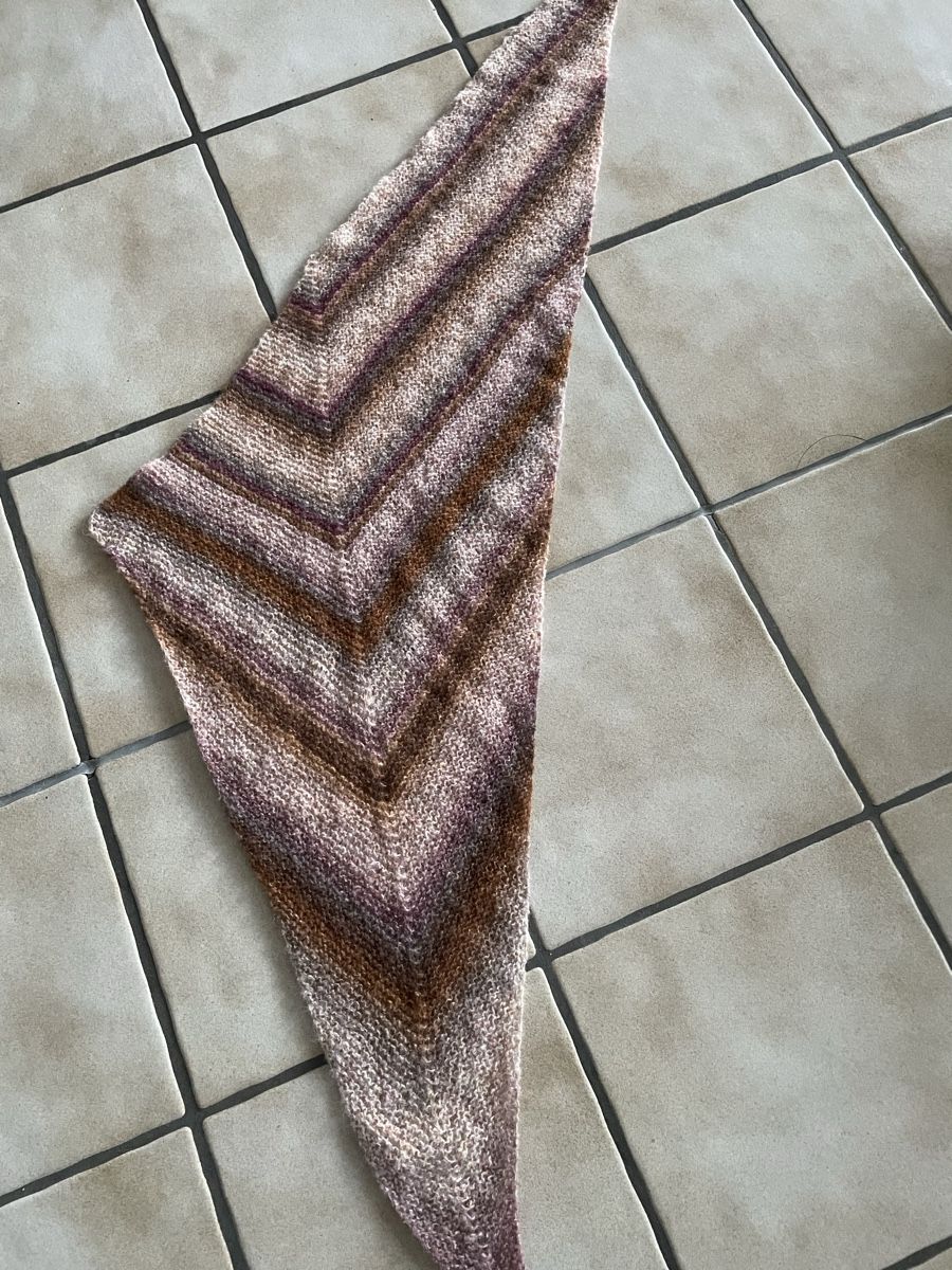 Foulard & Sciarpe: Dreiecktuch selbsgestrickt – Nuovo (secondo la descrizione) da Würenlos venduto da Greeny3 1