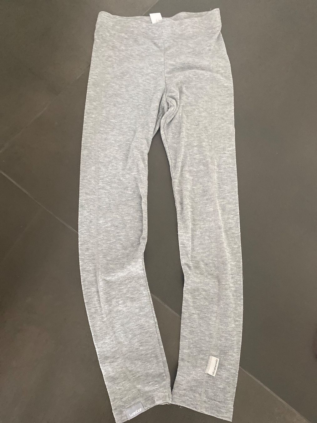 Strümpfe & Strumpfhosen: Survêtement ski taille 12 ans – Gebraucht aus Delémont von Ma_LoU.01