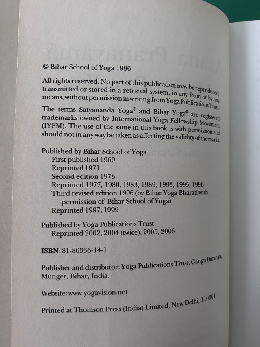 Bücher: Asana Pranayama Mudra Bandha – Gebraucht aus Dietikon von TdaC 2