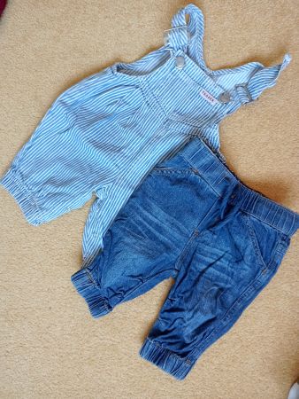 2 Hosen, Gr. 62