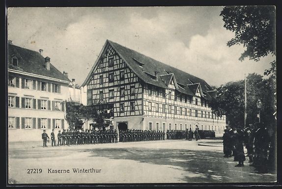 Ansichtskarten: Winterthur, Kaserne mit Soldatenaufstell – Gebraucht aus Berlin von bartko-reher