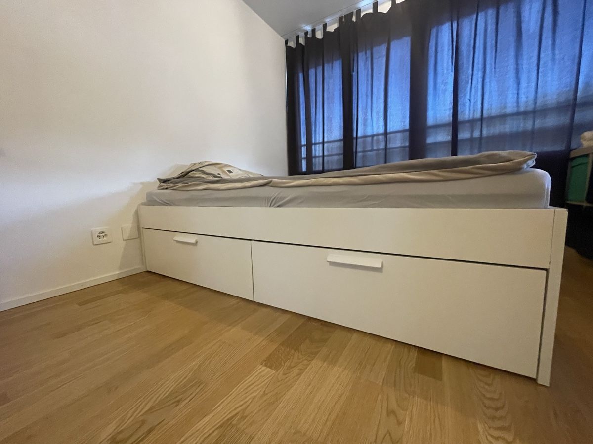 Betten: ONLY Mattress 140x200cm – Gebraucht aus Gland von sib_dv9r