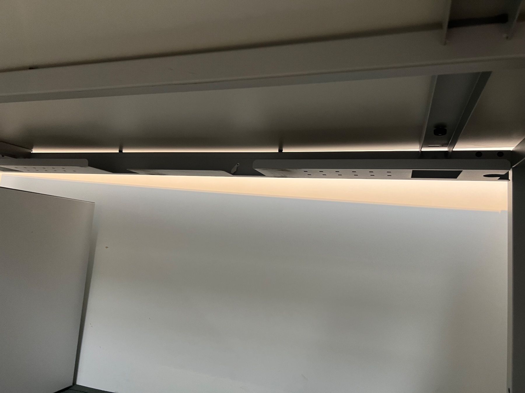 Lista Scrivanie: Arbeitsplatz-Set von Lista Office LO – Usato da Wangen an der Aare venduto da TBYN 6