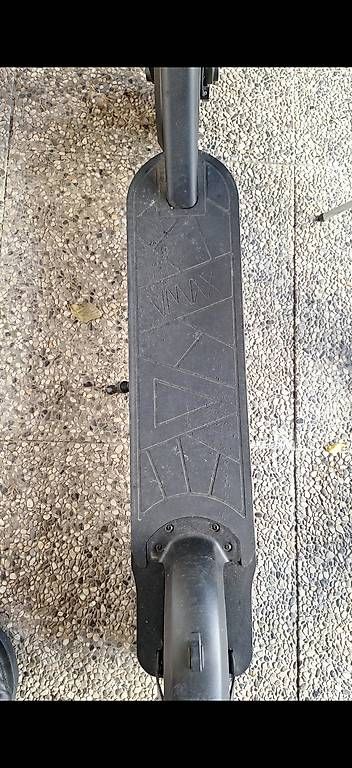 Kickboard: Monopattino elettrico VMAX VX5 – Usato da Mendrisio venduto da van_x6zw 1
