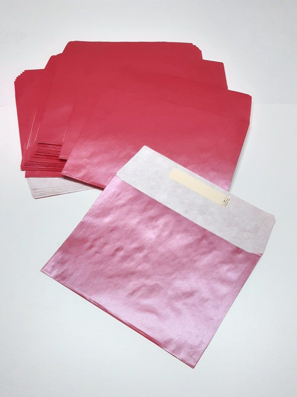 Papier: Geschenktaschen - Pochettes cadeau – Neuf (Voir description) à Savagnier par Marderuth 2