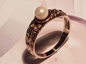 Bagues: Stilvoller Ring mit Zuchtperle – Neuf (Voir description) à Unterägeri par Altgoldschmuck 2