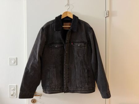 Sherpa-Trucker-Jacke von Levi’s® -Top Zustand, Grösse XL