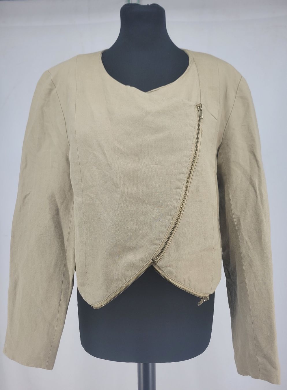 Avant Premiere Giacche: AVANT PREMIERE Veste Beige – Usato da Lausanne venduto da PlusValue_Lausanne