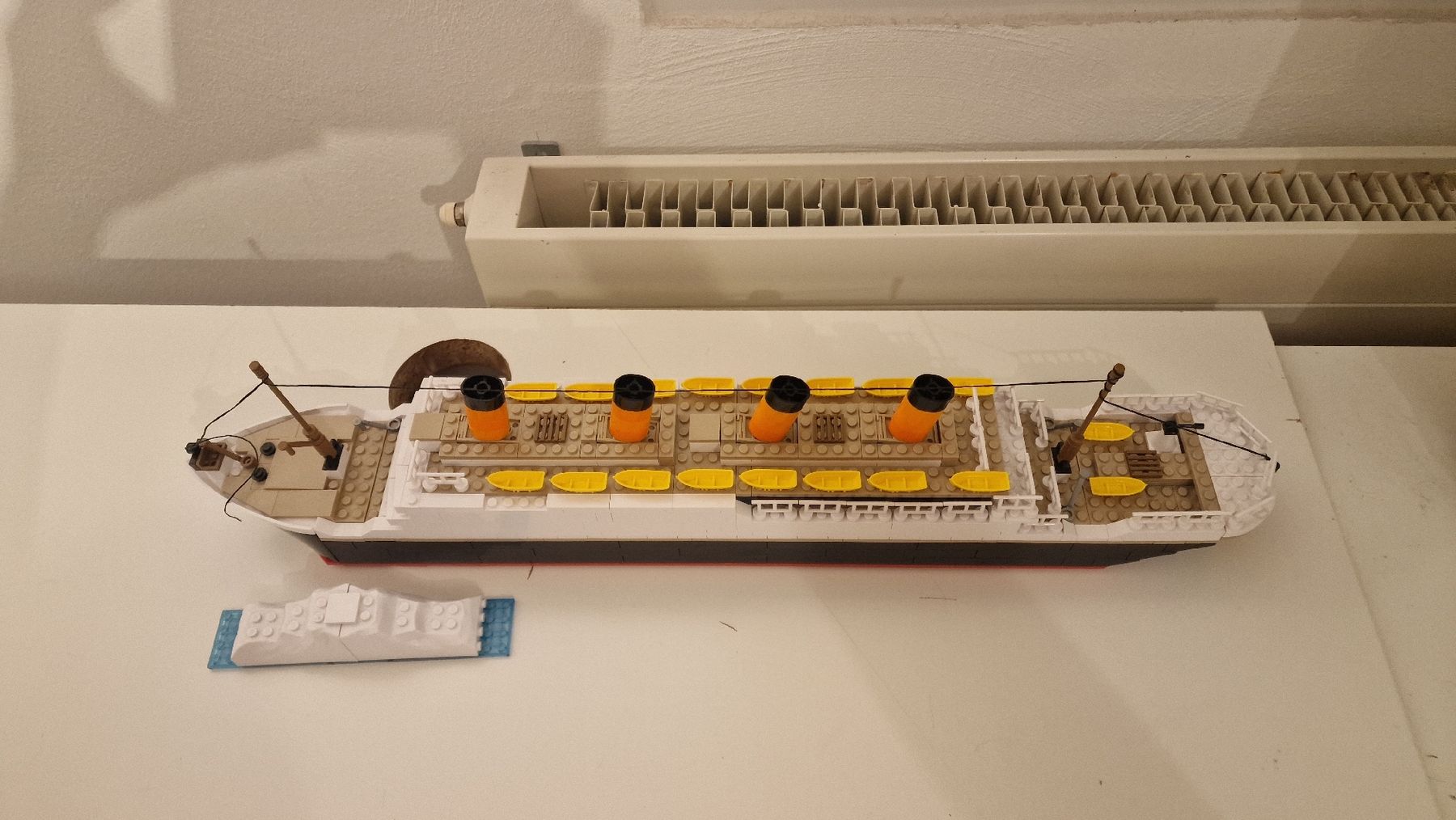 Cobi Kit di costruzioni: Titanic aus Lego Steinen – Usato da Krauchthal venduto da Vini7Vince7 4