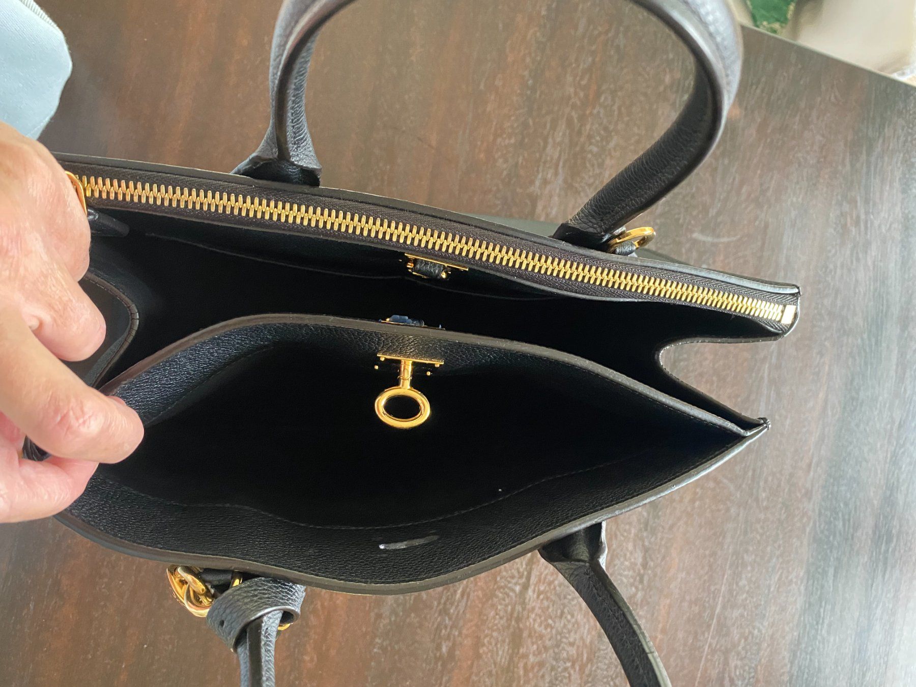 Louis Vuitton Borse da donna: Louis Vuitton Tasche City Streamer – Usato da Erlenbach ZH venduto da Tomkruise 8