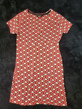 Superdry Kleid – Rotes Kleid mit geometrischem Muster