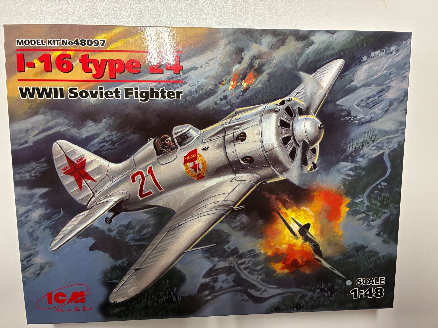 Kit di modellismo & Modellini statici: ICM 1:48 I-16 Typ 24 – Nuovo e nell'imballaggio originale da Rapperswil BE venduto da Silverwings