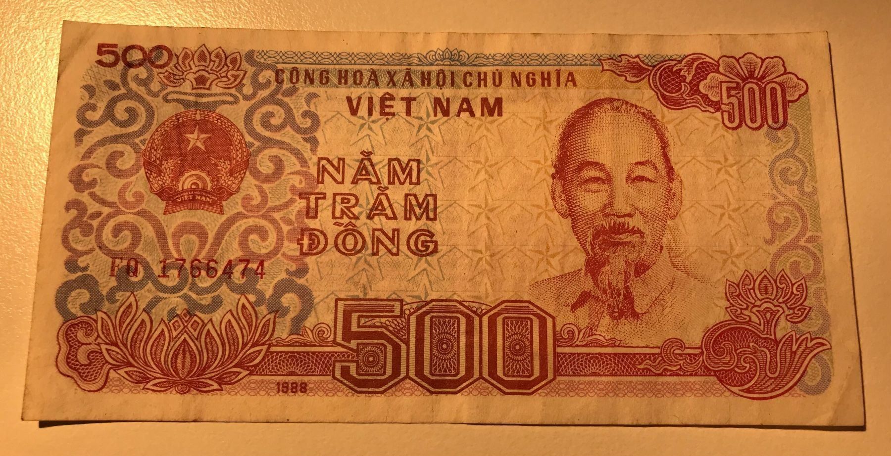 Banconote: Vietnam 500 Dong 1988 – Usato da Algetshausen venduto da Carrhard