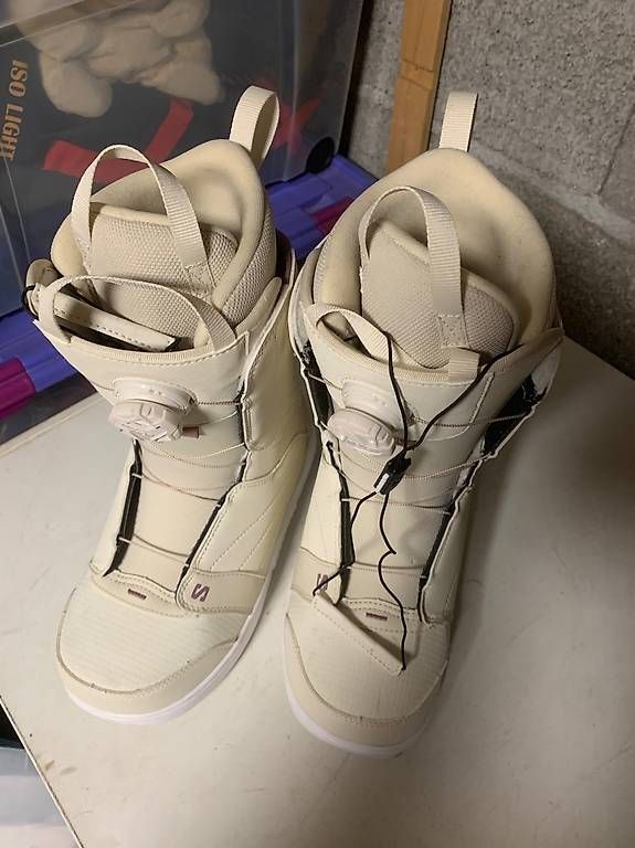Chaussures femmes: Chaussure de snow  – Neuf avec emballage d'origine à Vétroz par emm_7nkz 2