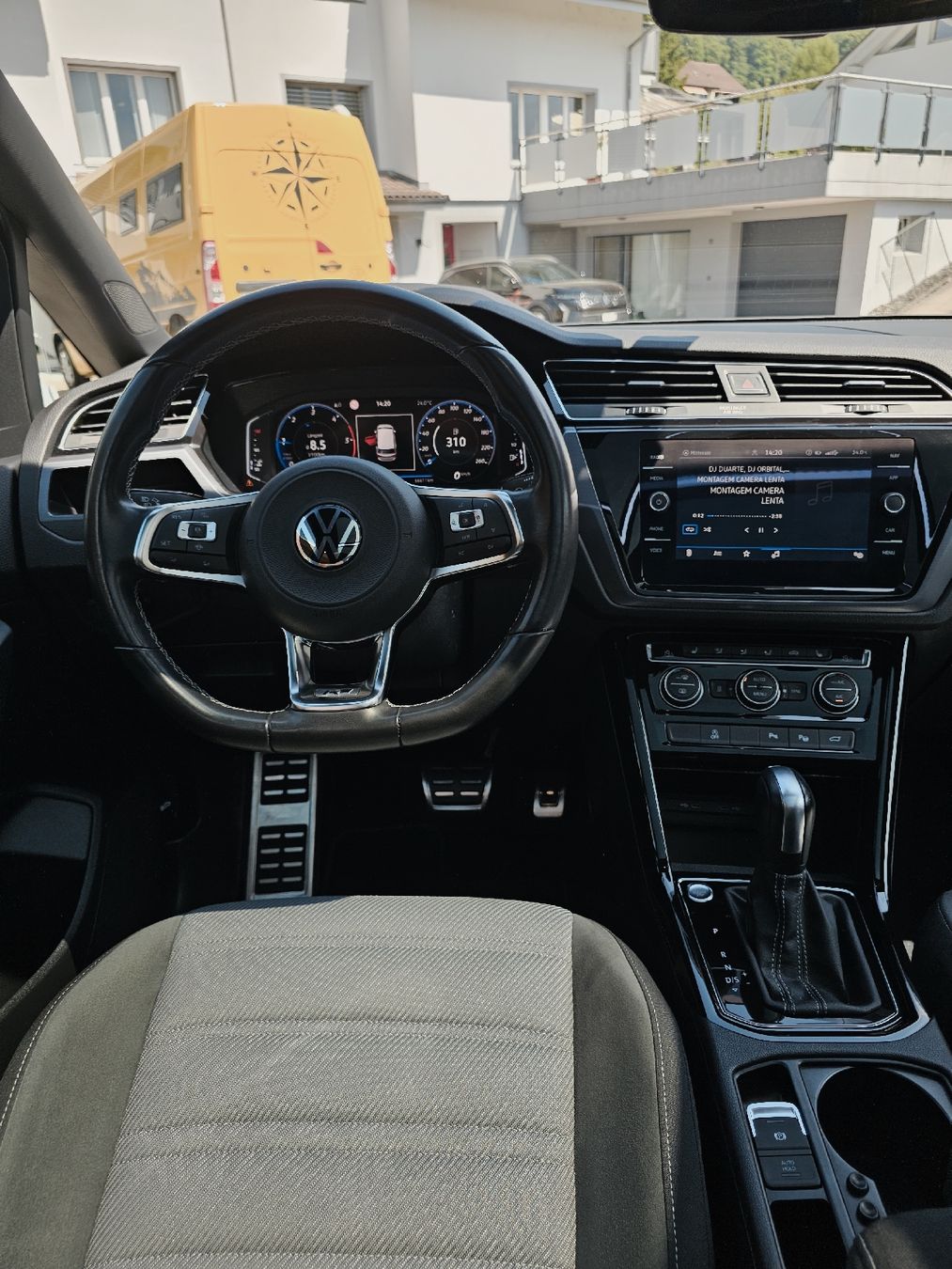 VW Autos: VW Touran R Line – Gebraucht aus Triengen von dio_8nst 3