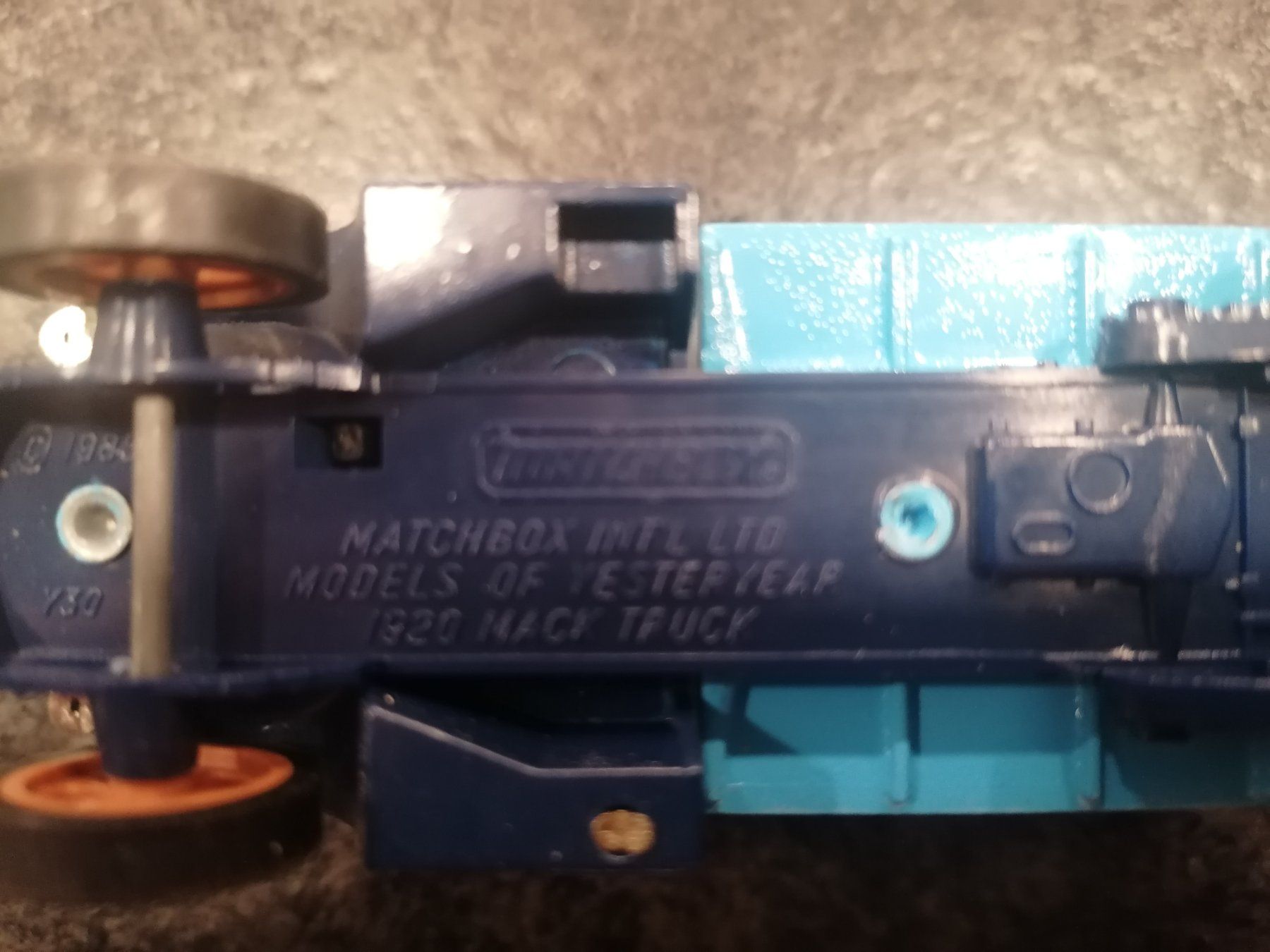 Matchbox Modellini d'auto: Matchbox Modellauto – Usato da Geroldswil venduto da Dirici 4