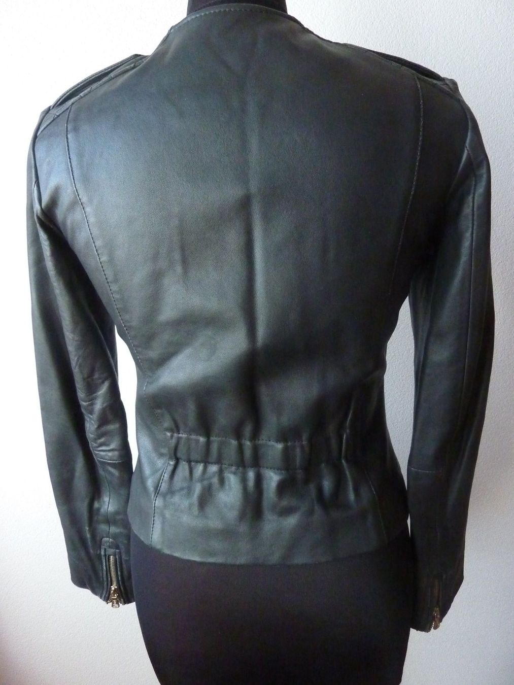 Massimo Dutti Jacken: Massimo Dutti Lederjacke Damen 32/34 – Gebraucht aus Waldstatt von Kananaskis1 5