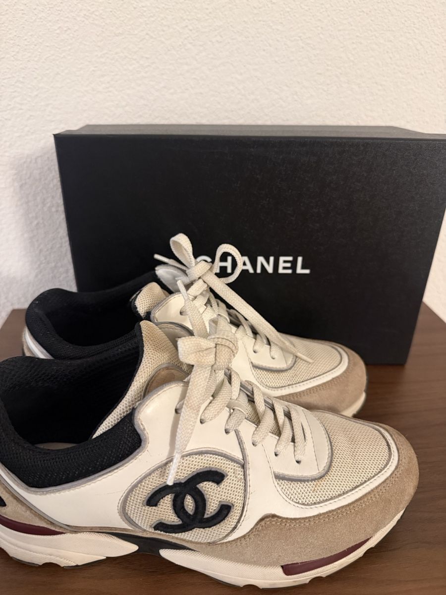 Chanel Damenschuhe: CHANEL Sneaker Nr. 39 – Gebraucht aus Embrach von Gsab