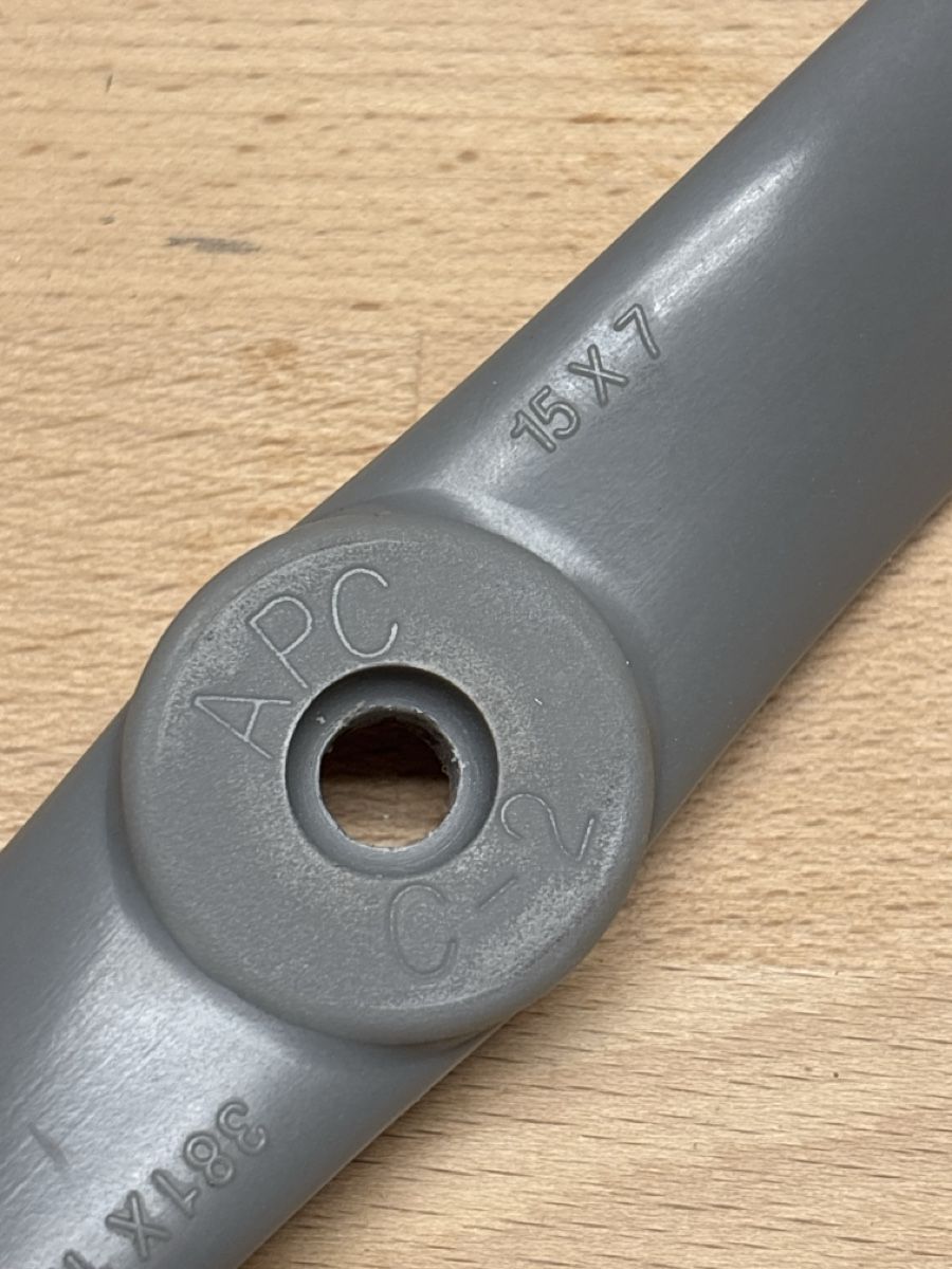 Modellismo RC: Hélice APC 15x7 – Nuovo (secondo la descrizione) da Vuisternens-en-Ogoz venduto da Seboost 2